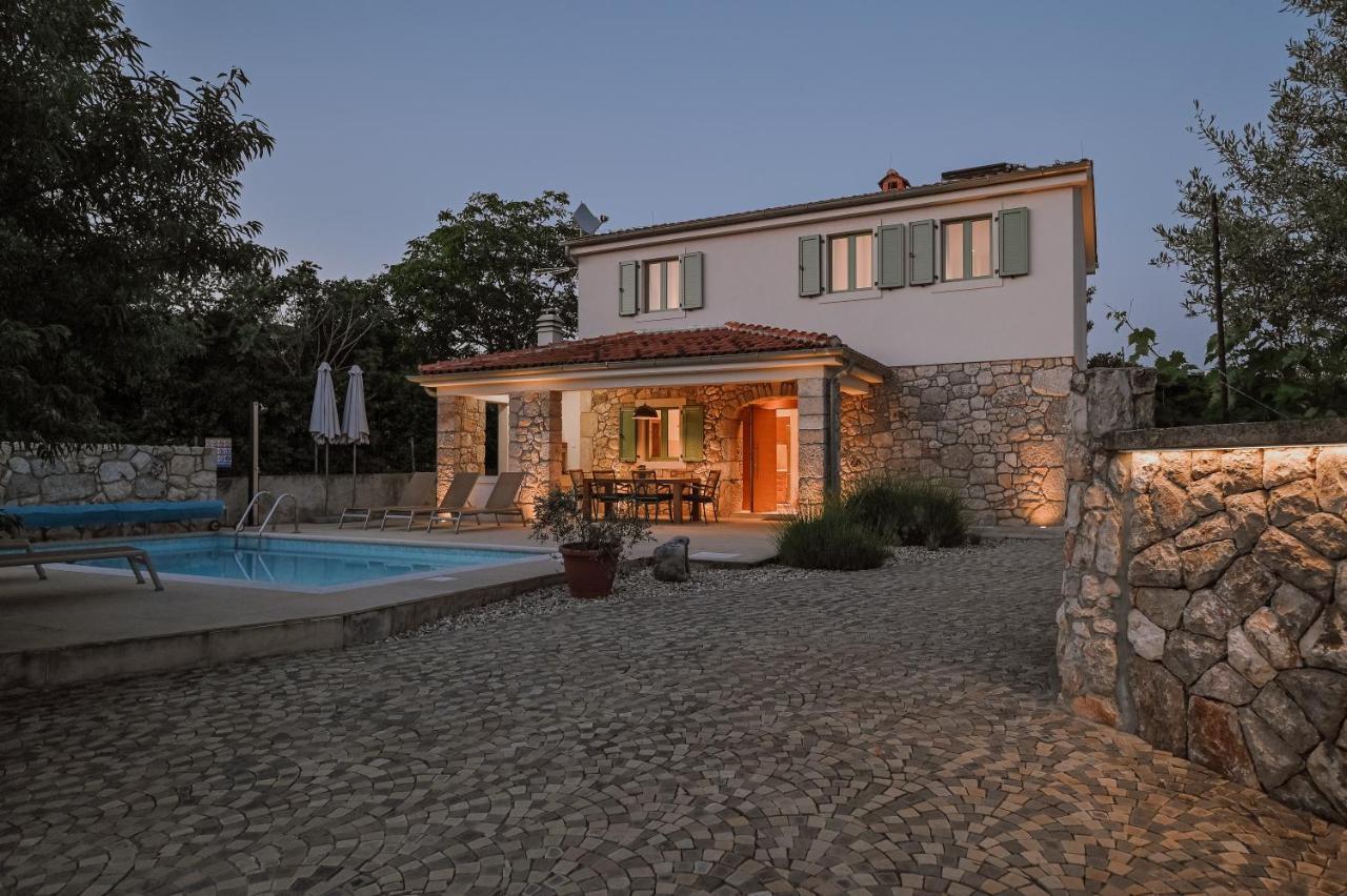 Vila Stala Malinska Exterior photo